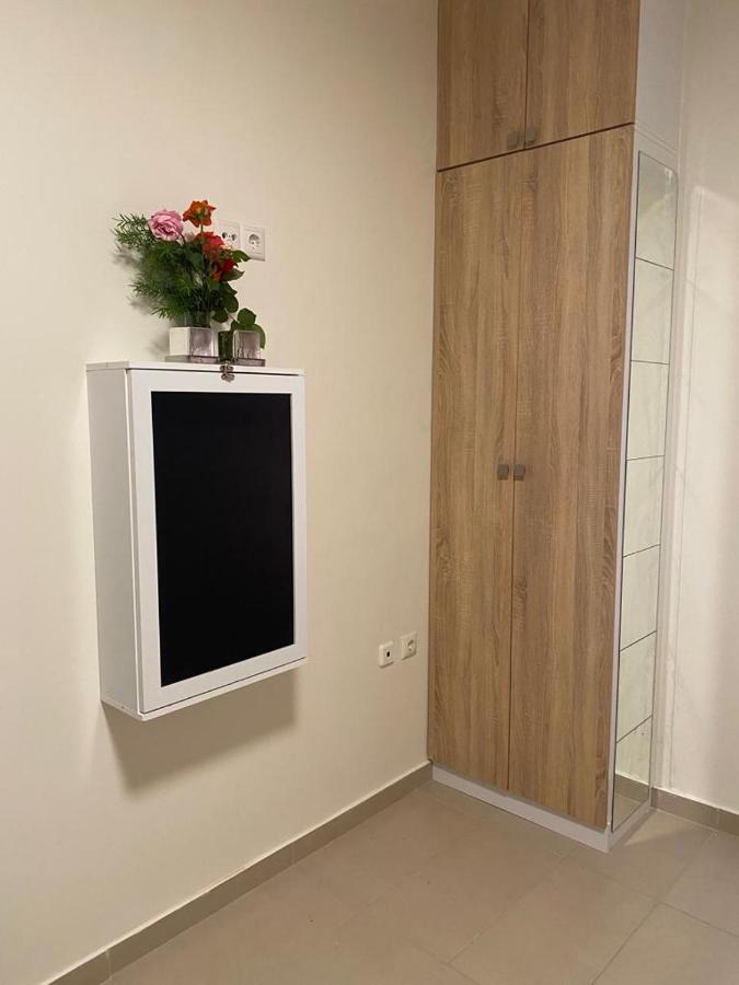 Hra Apartment Лутраки Екстериор снимка